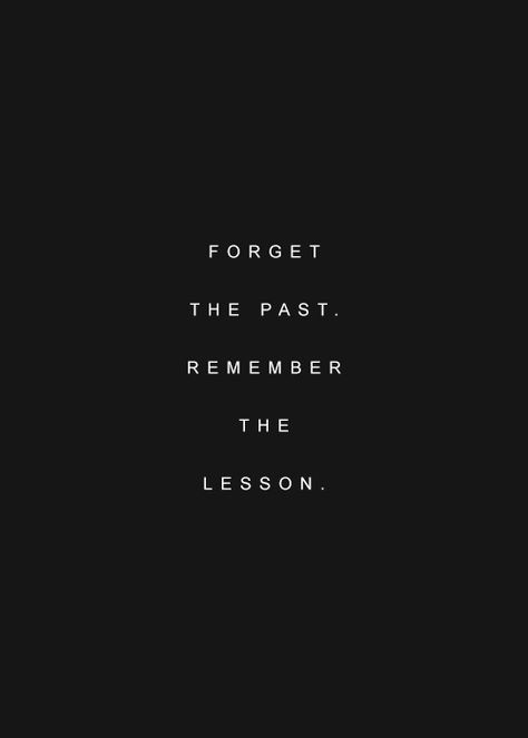 Luis Forgetting The Past, Fina Ord, Motiverende Quotes, Quotable Quotes, Beautiful Life, Life Images, Great Quotes, The Words, True Quotes