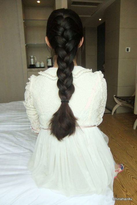 Thick Hair Manifestation, Thick Hair Braid, Thick Braids, Hair Style On Saree, Indian Long Hair Braid, Long Indian Hair, Long Silky Hair, Bridal Hair Buns, Beautiful Braided Hair