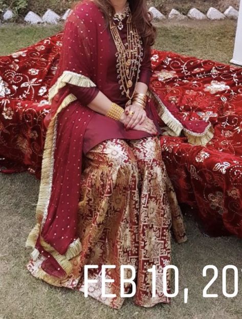 Red Gharara, Velvet Pakistani Dress, Embellished Dresses, Gharara Designs, Pret Wear, Newborn Quotes, Gown Party Wear, Velvet Dress Designs, Designer Kurti Patterns