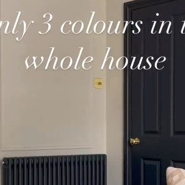 6,208 likes, 199 comments - farrowandball on December 21, 2022: "Simplicity at its best.   Let us know in the comments your favourite colours which you’ve used..." Railings Farrow And Ball, Farrow And Ball Railings, House Colours, Farrow And Ball, December 21, Farrow Ball, All White, House Colors, Favorite Color