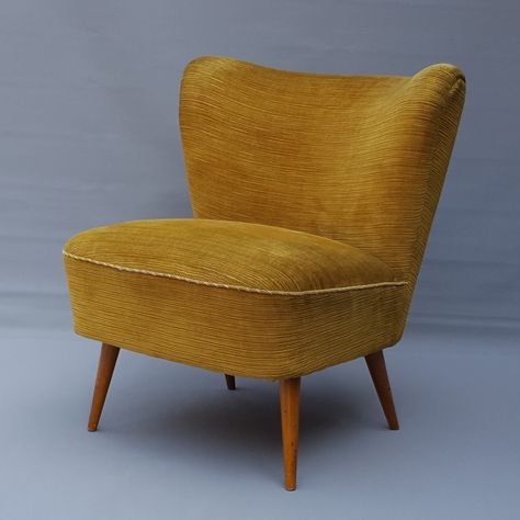 Cocktail Chair, 1950s Bandit Camp, 1950s Interior Design, 50s Chairs, Diy Industrial Furniture, 1950s Furniture, Glam Living Room, Cocktail Chair, Mantle Piece, Chair Makeover