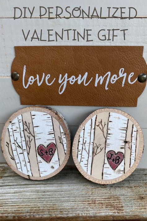 Wood Burning Valentines Ideas, Wood Slice Valentine Crafts, Wood Burning On Wood Slices, Valentines Wood Burning Ideas, Wood Valentines Gifts, Wood Valentine Crafts, Wooden Valentine Crafts, Valentine’s Day Paintings, Window Shutter Crafts