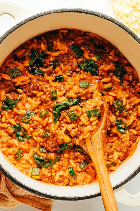 Italian Sausage Zucchini Orzo - Gimme Some Oven Fall Zucchini Recipes, Sausage Orzo Recipes, Zucchini Orzo, One Pot Orzo, Pan Dishes, Orzo Recipe, Dinners Recipes, Tomato Basil Sauce, Orzo Recipes