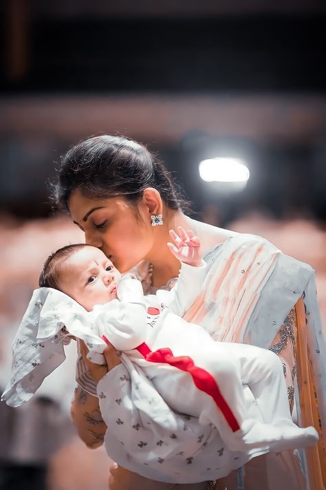 Maa Love Photo, Mother Photos Hd, Amma Ponnu Images Hd, Mom Images Hd, Amma Images Hd, Amma Images, Mother Pic, Mother And Baby Images, Amma Photos