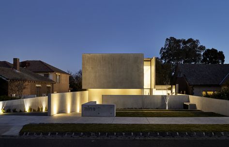 Precast Concrete Panels, Concrete Facade, Concrete Architecture, Alfresco Area, Precast Concrete, Concrete House, Storey Homes, Local Design, House Made