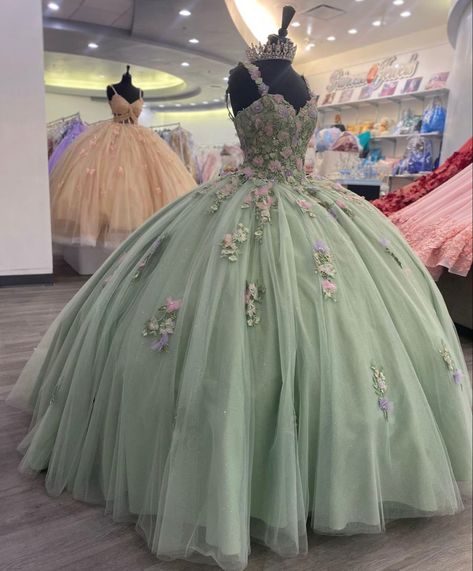 16 Wishes, Quince Planning, Xv Ideas, Quinceanera Theme, Quinceanera Themes Dresses, Ball Gown Prom Dresses, Gown Prom Dresses, Sweet 15 Dresses, Quinceanera Planning