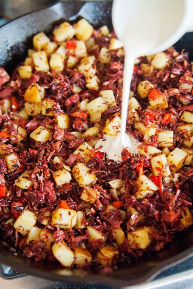 corned beef hash recipe | use real butter Turkey Chili Recipe Crockpot, Beef Hash Recipe, Turkey Gravy Recipe Easy, Best Turkey Gravy, Turkey Gravy Easy, Turkey Gravy From Drippings, Corned Beef Hash Recipe, Homemade Turkey Gravy, Turkey Gravy Recipe