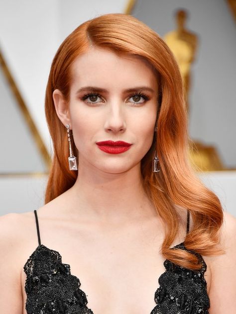 Earlier this month we told you that Emma Roberts hair transformed into a fiery red color, and now, just in time for the Oscars 2017, the actress debuted an even deeper cayenne red shade. Emma Roberts Hair, Oscar Hairstyles, Matte Red Lips, Red Carpet Makeup, Shades Of Red Hair, Red Carpet Beauty, Celebrity Makeup Looks, Strawberry Blonde Hair, Long Red Hair