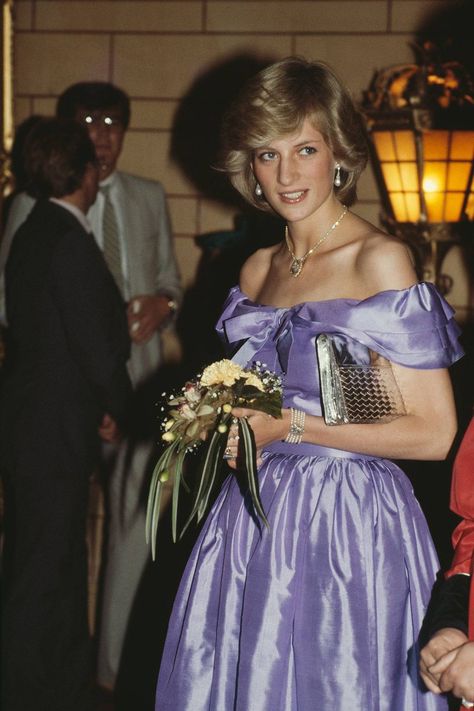 The best moments from Prince Charles and Princess Diana's 1983 tour, 37 years on Prințesa Diana, Putri Diana, Princess Diana Dresses, Prins William, Princess Diana Fashion, Prins Harry, Princess Diana Family, Princess Diana Photos, Princess Diana Pictures