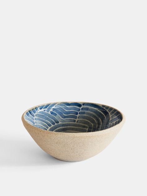 Ramen Bowl Ceramic Design, Ceramic Ramen Bowl Handmade, Bowl Ceramic Design, Ramen Bowl Ceramic, Thrown Bowls, Ceramics Bowls, Ceramics Bowls Designs, Japanese Rice Bowl, Japanese Bowl