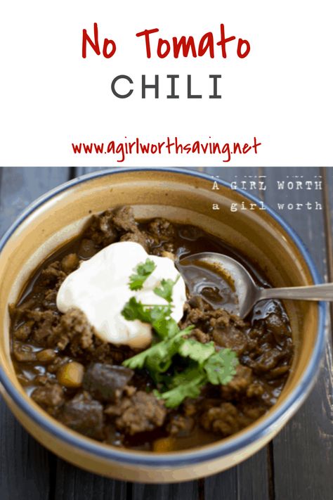 Looking for a chili without tomatoes? This no tomato chili is savory and hearty and filling. This easy recipe make the perfect lunch or dinner. Chili Recipe Without Tomatoes, No Tomato Chili, Chili Without Tomatoes, Chili Recipe No Tomatoes, Best Slow Cooker Chili, Chili Salad, Tomato Chili, Reflux Recipes, Fall Fun Food