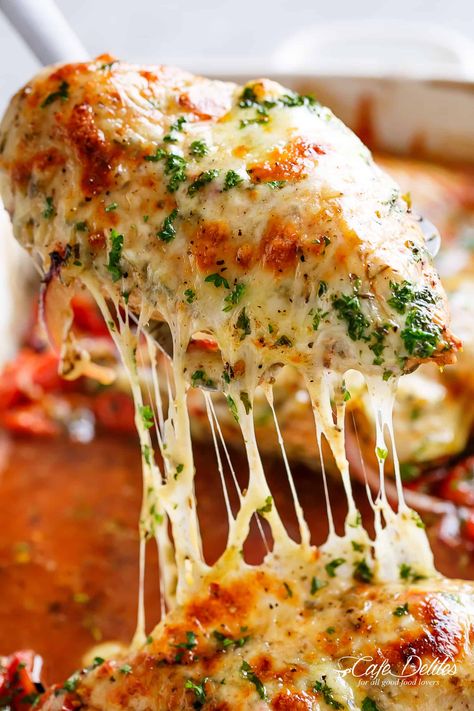 Balsamic Baked Chicken Breast, Tomato Balsamic, Recipes With Mozzarella Cheese, Balsamic Sauce, Baked Chicken Breast, Chicken Dishes Recipes, Baked Chicken Recipes, Chicken Parmesan, Poultry Recipes