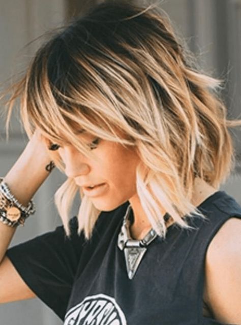 Layered Haircuts For Women, Hairstyles Wavy, Kadeřnické Trendy, Fesyen Rambut, Vlasové Trendy, Short Layered Haircuts, Balayage Brunette, Short Wedding Hair, Short Hairstyle