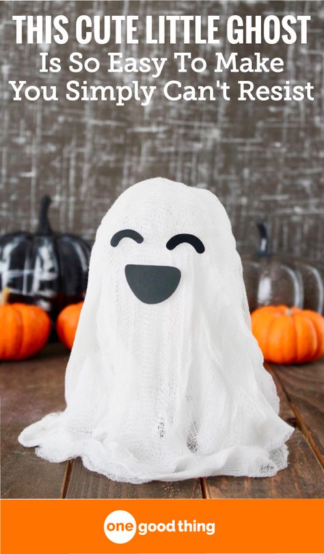 Buffet Halloween, Diy Ghost Decoration, Halloween Window Silhouettes, Creepy Candles, Cheesecloth Ghost, Dollar Store Halloween Decorations, Ghost Crafts, Halloween Ghost Decorations, Ghost Diy