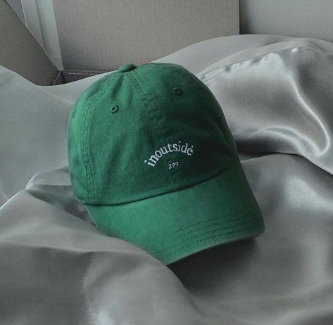 Aesthetic Hats Baseball Caps, Baseball Hat Aesthetic, Trendy Caps, Embroidery Clothing, Hat Aesthetic, Embroidery Caps, Outfit Quotes, Embroidery Baseball, Green Cap