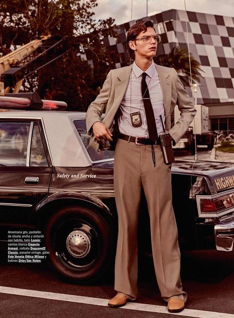 Erik van Gils is True Detective for GQ Spain March 2018 Issue Old Hollywood Detective, Detective Costume Male, 70s Detective Outfit, 1980s Businessman, Detective Outfit Drawing, Secret Agent Clothes, Modern Detective Outfit Men, 70s Detective Aesthetic, Detective Aesthetic Outfit Men