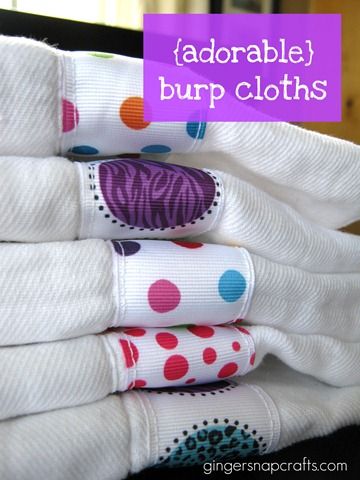 Adorable burp cloth tutorial. Great gift Sew Dinosaur, Burp Cloth Tutorial, Ribbon Tutorial, Quilt Hanging, Animal Onesies, Burp Clothes, Blackberry Cobbler, Doll Carrier, Costume Tutorial