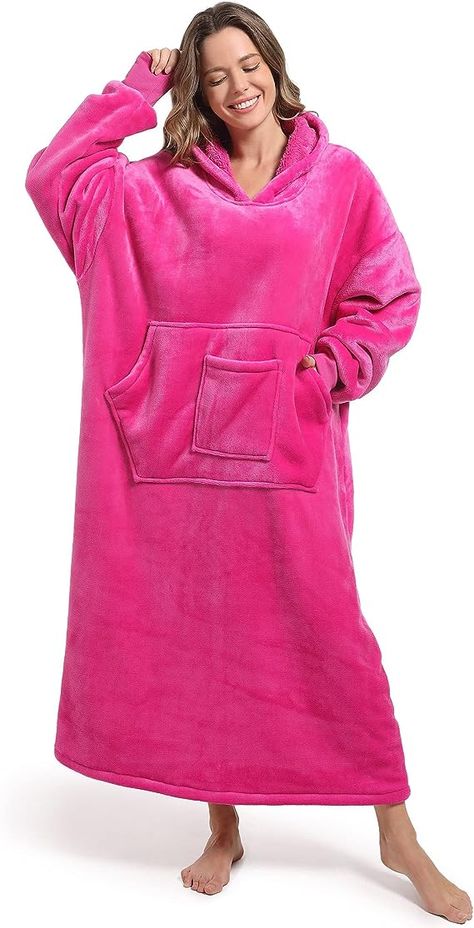 This is a perfect gift for any girly to be cozy on the couch this winter. It is sherpa lined to make it so warm and soft. My daughter will live in this all winter cuddle up on the couch watching all her favorite shows. Blanket Sweatshirt, Unique Pockets, Rose Brand, Sweatshirt Blanket, Free Yourself, Blanket Hoodie, Hoodie Blanket, Wearable Blanket, Hooded Blanket