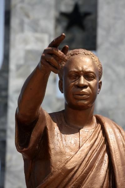 Kwame Nkrumah, Accra, Ghana. Ghana Tourism, History Of Ghana, Kwame Nkrumah, South African Traditional Dresses, Pan Africanism, Cultural Artifact, African Union, African Royalty, Accra Ghana