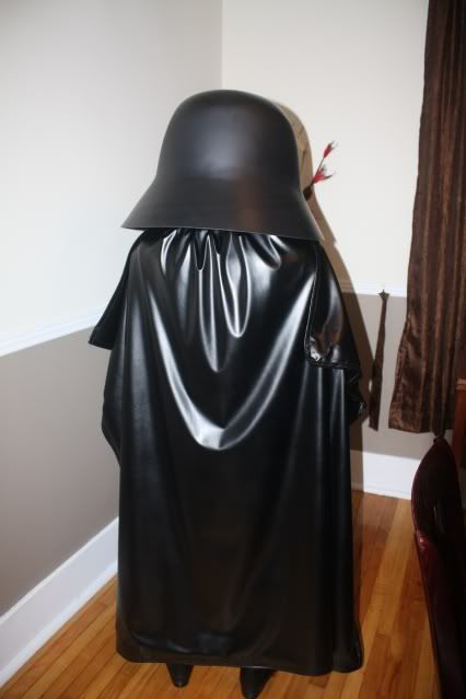 Spaceballs Dark Helmet Full Costume And White Spaceballs Helmets - Page 8 Dark Helmet Costume, Space Balls, Dark Helmet, August 1st, Screen Caps, Diy Halloween Costumes, Diy Halloween, Holidays Halloween, Halloween Diy