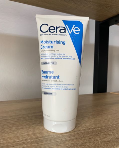 The people's favorite Cerave moisturizing cream is in stock. Price:290 cedis #skincare #cerave Skincare Cerave, Cerave Moisturizing Cream, Moisturizing Cream, Moisturizer Cream, The Face, Moisturizer, Cream, Quick Saves