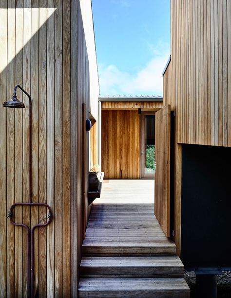 A Rugged Victorian Coastal Home By Kennedy Nolan Timber Benchtop, Panel House, Timber Battens, Louver Windows, Deck Steps, Timber Ceiling, Outdoor Showers, Outdoor Entertaining Spaces, Timber Cladding