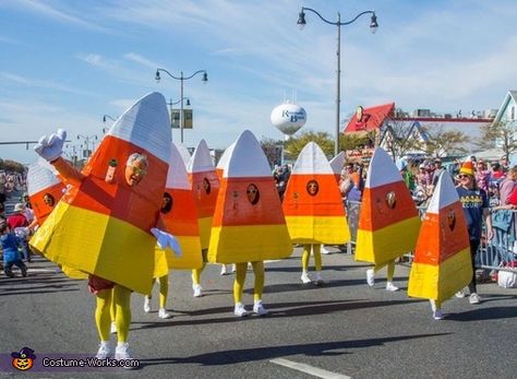 Diy Candy Corn Costume, Candy Corn Costume Women, Candy Halloween Costume Diy, Unique Group Costume Ideas, Candy Corn Halloween Costume, Easy Adult Costumes, Candy Halloween Costume, Unique Diy Costumes, Candy Halloween Costumes