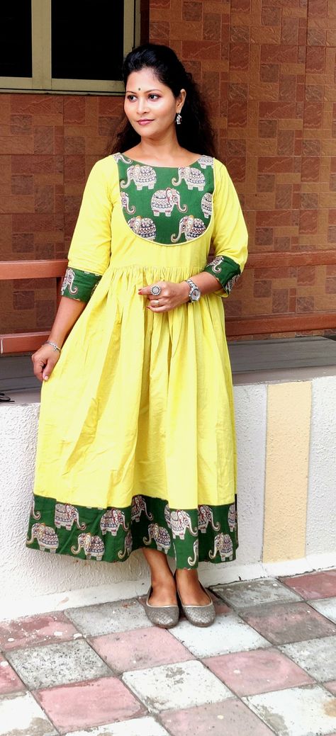 Zero finished cotton fabric & green elephant prints matching ankle length kurti ✨ four more details please contact us:9879919008 Elephant Print Dress, Green Elephant, Dress Design Patterns, Printed Kurti, Dress Indian, Elephant Print, Design Patterns, Ethnic Wear, Dress Design