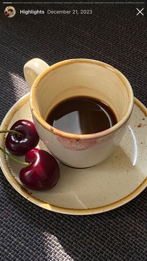 Coffee Cup Aesthetic, Coffee Lipstick, Cup Aesthetic, Black And White Coffee, White Coffee Cups, Lipstick Stain, Art Portfolio, Insta Stories, Coffee Cup