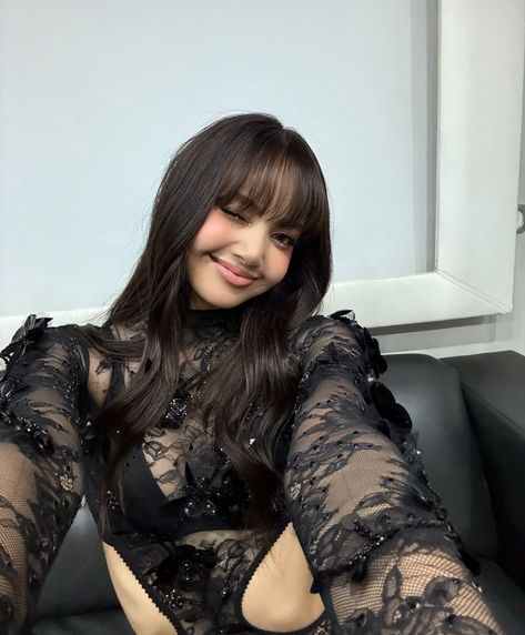 Victoria’s Secret Fashion Show, Vs Fashion Shows, The Black Label, Lisa Bp, All Eyes On Me, Victoria Secret Fashion, Vogue Korea, Lalisa Manobal, Victoria Secret Fashion Show