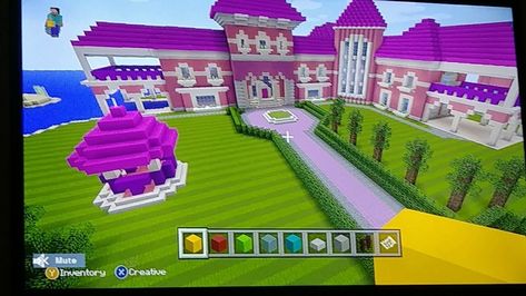 Barbie Dream House Minecraft, Minecraft Barbie Dream House, First Barbie, Mc Ideas, Barbie Dreamhouse, Cute Minecraft Houses, Minecraft Inspo, Minecraft Architecture, Minecraft Tutorial