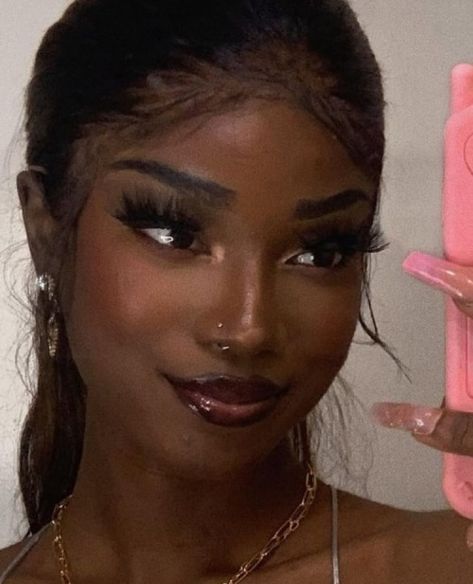 Space Royalty, Space Makeup, Pretty Makeup Looks, Makeup For Black Women, Everything Pink, Prom Makeup, Girls Makeup, Pretty Makeup, Makeup Inspiration