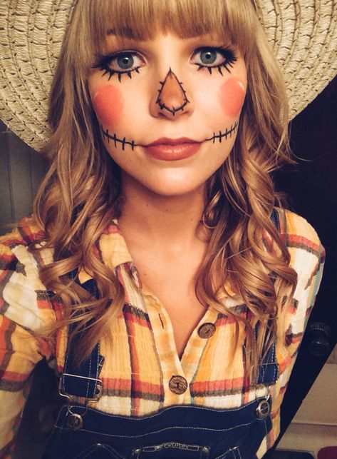 Diy Scarecrow Costume, Scarecrow Halloween Makeup, Halloween Costumes Scarecrow, Make Up Diy, Halloween Gesicht, Scarecrow Makeup, Diy Scarecrow, Halloween Make-up Looks, Halloweenský Makeup