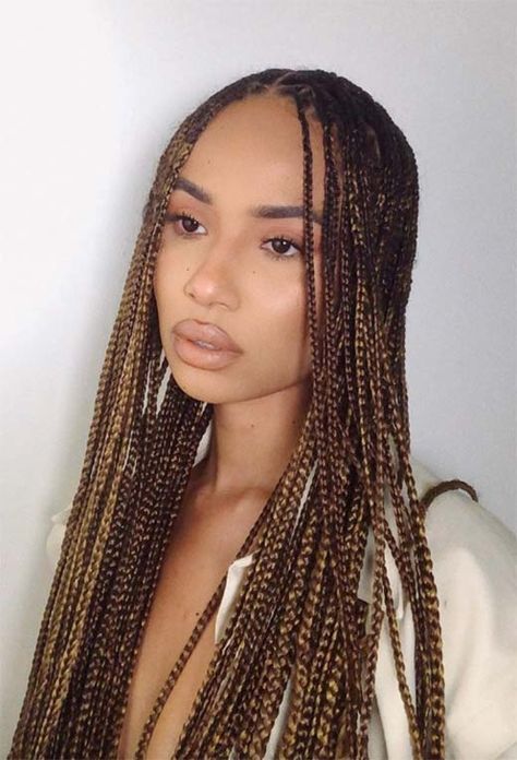 Chocolate Brown Braids, Box Braids Brown, Braid Colours, Brown Box Braids, Small Box Braids, Blonde Box Braids, Box Braids Hairstyles For Black Women, Braids Hairstyles Pictures, Small Braids