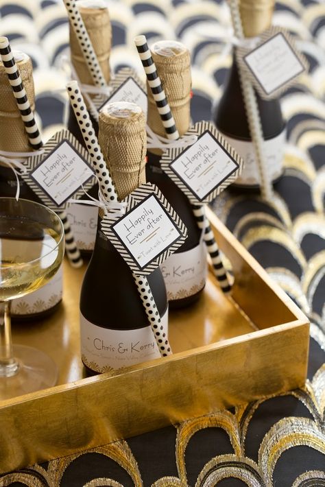 These pretty, petite champagne bottles make lovely wedding favors. Just personalize Avery Square Tags (22849) and Wraparound Labels (80506) for free at www.avery.com/print. Art Deco Wedding Favors, Budget Friendly Wedding Favours, Champagne Wedding Favors, Alcohol Wedding Favors, Deco Cinema, Art Deco Party, Creative Wedding Favors, Mini Champagne Bottles, Wedding Favors And Gifts