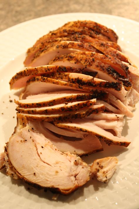 Turkey Pastrami Recipe, Diy Deli, Sandwich Dressing, Luncheon Meat Recipe, Turkey Pastrami, Grill Backyard, Deli Meat Recipes, Fodmap Dinner, Pastrami Recipe