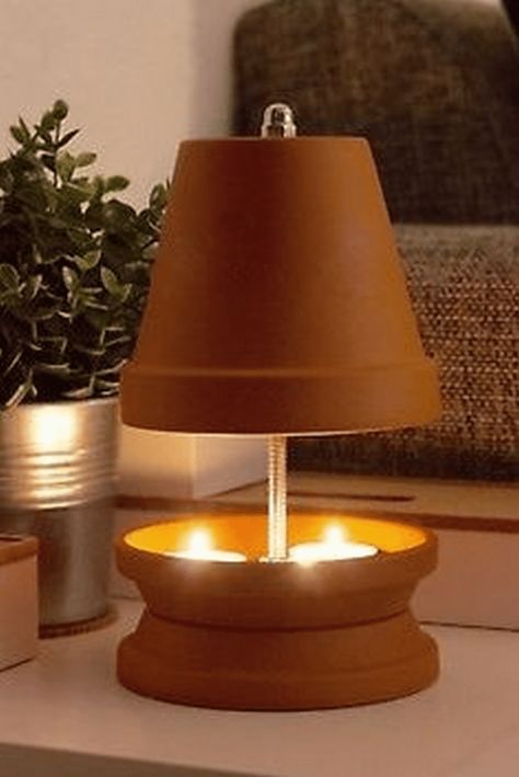 How to Build a Flower Pot Heater - Your Projects@OBN Flower Pot Heater, Candle Heater, Diy Heater, Clay Pot Projects, Terra Cotta Pot Crafts, Flower Pot Crafts, Astuces Diy, Diy Flower Pots, Clay Pot Crafts