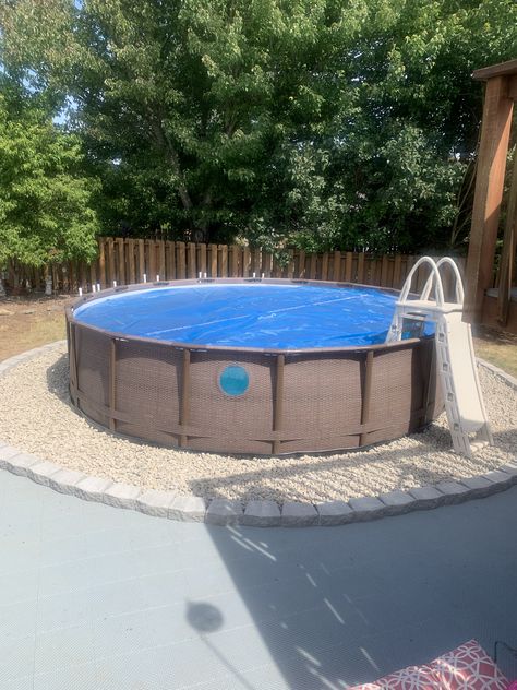 Deck Around Above Ground Pool, Decks For Above Ground Pools, Ideas Recibidor, Above Ground Pool Deck Ideas, Small Backyard Pool, Above Ground Pool Deck, Pools For Small Yards, Cheap Pool, Pool Deck Ideas