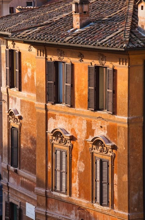 Piazza di Spagna | Campo Marzio, Roma, Lazio, Italia | Vasilis Tsikkinis photography 2010 Visit Rome, Vatican City, Old Building, Rome Italy, Italy Travel, Sicily, Shutters, Tuscany, Places To See