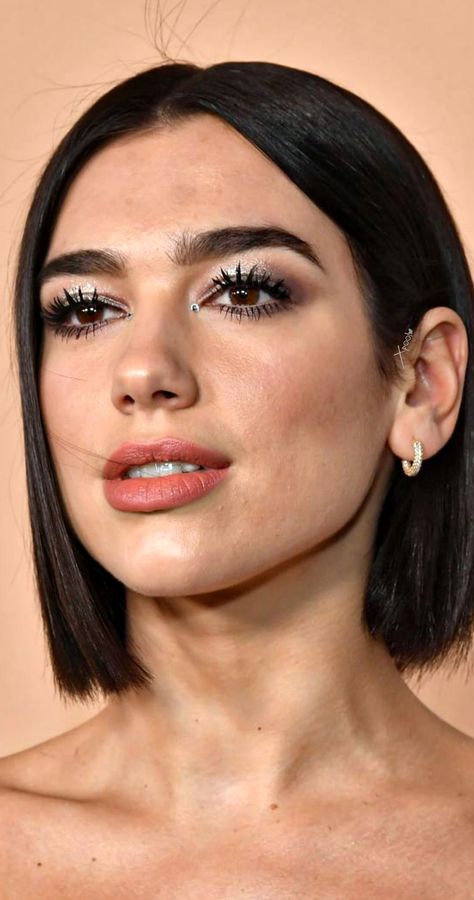 Dua Lipa Face, Black Eye Makeup, Dua Lipa, Soft Silk Sarees, Eye Black, Art Wallpaper, Natural Beauty, Canon, Eye Makeup