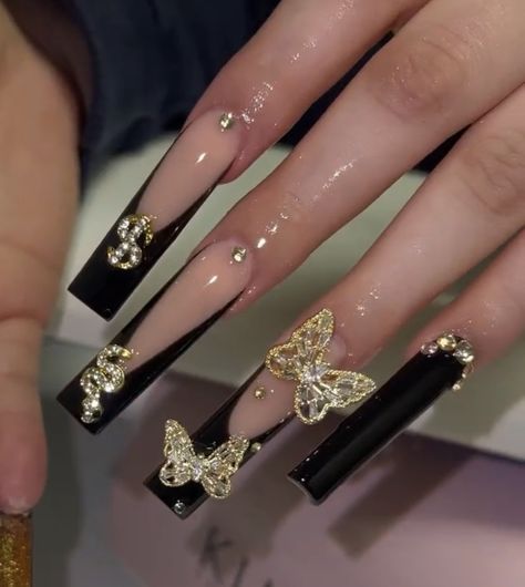 Short Black And Gold Nails Ideas, Rich Nails, Black Gold Nails, Aqua Nails, Drip Nails, Colored Acrylic Nails, Long Acrylic Nails Coffin, Acrylic Nails Coffin Pink, Long Square Acrylic Nails