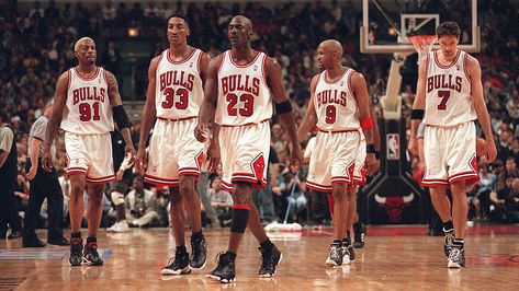 Michael Jordan Scottie Pippen, Ron Harper, 1990 Style, Phil Jackson, Basket Nba, Michael Jordan Basketball, Scottie Pippen, Nba Chicago Bulls, The Last