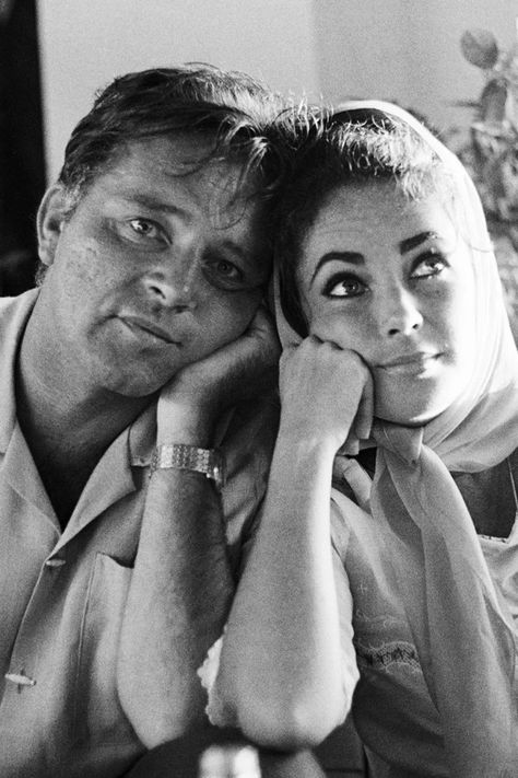 Liz Taylor Richard Burton, Elizabeth Taylor Movies, Richard Burton Elizabeth Taylor, Burton And Taylor, Popular Podcasts, Summer Taylor, Raymond Chandler, Richard Pryor, Richard Burton