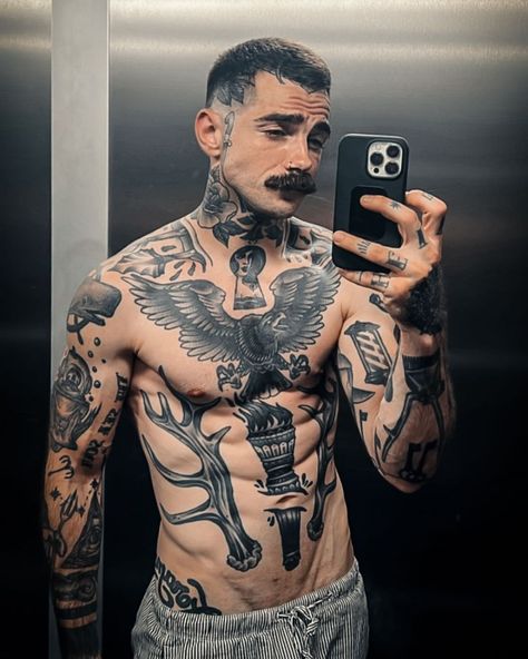 Chestpiece Tattoo Men Ideas, Men Patch Work Tattoo, Old School Chest Tattoo Men, Man Body Tattoo, Men S Back Tattoo, Chest Piece Tattoos For Guys, Cool Tattoos Men, Man Tatoos, Chest Tattoo Traditional