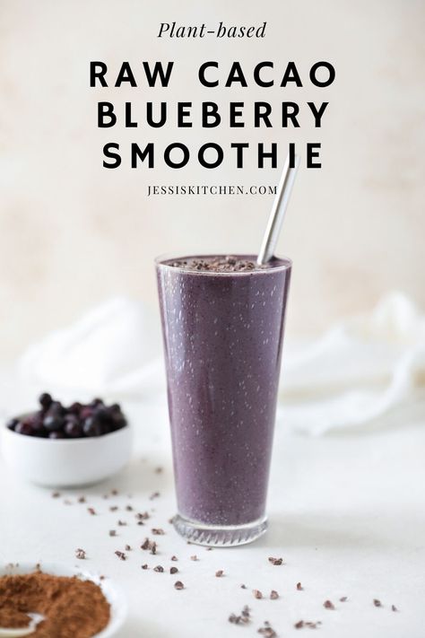 Smoothie With Cacao Powder, Blueberry Chocolate Smoothie, Cacao Smoothie Recipes, Blueberry Smoothie Recipe Healthy, Cacao Nibs Smoothie, Cocoa Smoothie, Cacao Powder Recipe, Walnut Smoothie, Healthy Cocoa