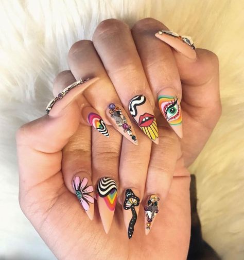 Hippie Nail Art, Natural Nail Art, Eye Nail Art, Acrylic Nail Brush, Hippie Nails, Stiletto Nails Designs, Nail Art Brushes, Nail Art Summer, Funky Nails