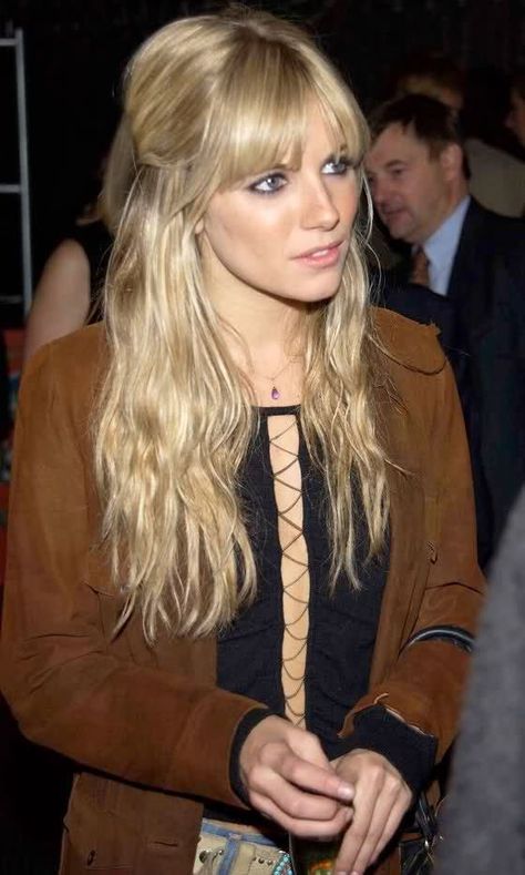 Sienna Miller's bangs Bob Blonde, Hair Bob, Sienna Miller, Long Blonde, Good Hair Day, Long Blonde Hair, Hair Envy, Hair Today, Great Hair