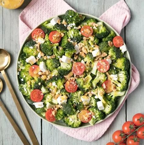 Grape Tomato Salad, Broccoli Feta, Cherry Tomato Salad, Cooking Advice, Salad Recipes For Dinner, Low Carb Eating, Feta Salad, Broccoli Salad, Broccoli And Cheese