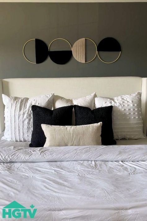 Two Bedroom Decor Ideas, Diy Decoration For Bedroom, Beside Bed Decor, Home Decor Ideas For Walls, Easy Home Decor Diy Room Ideas, New Home Decoration Ideas, Trendy Home Decor Ideas, Rope Headboard Diy, Diy Above The Bed Wall Decor