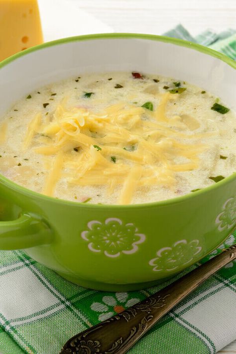 Delicious Mashed Potatoes, Mashed Potato Soup, Potato Fritters Recipe, Easy Weeknight Recipes, Flake Recipes, Leek And Potato Soup, Chicken Broth Recipes, Leek And Potato, Cheesy Potato Soup